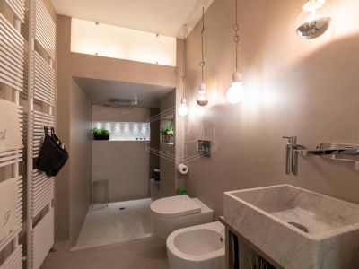 Appartamento in villa in Strada dei Tadini (TO)