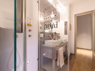 Appartamento in villa in Strada dei Tadini (TO)