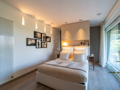 Appartamento in villa in Strada dei Tadini (TO)