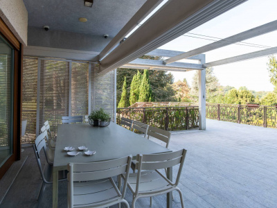 Appartamento in villa in Strada dei Tadini (TO)