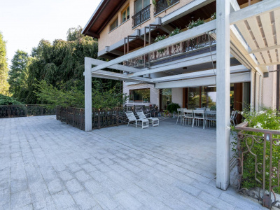 Appartamento in villa in Strada dei Tadini (TO)