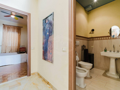 Quadrilocale in Via Aurelia, Ospedaletti (IM)