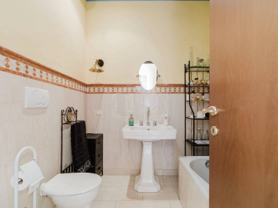 Quadrilocale in Via Aurelia, Ospedaletti (IM)