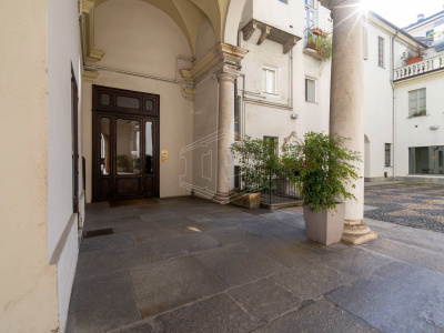 Bilocale a reddito in Piazza Castello (TO)