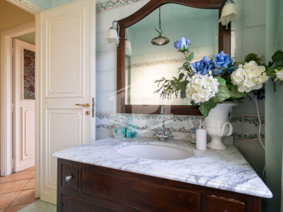 Villa con terreno in Via Bessaneisa, Rivoli