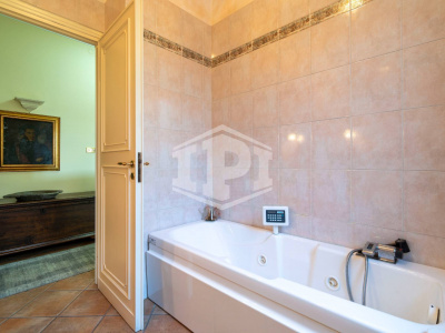 Villa con terreno in Via Bessaneisa, Rivoli