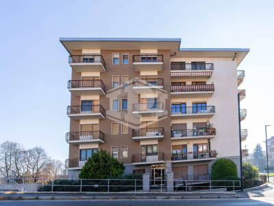 Multilocale in Via Tripoli, Venaria Reale (TO)