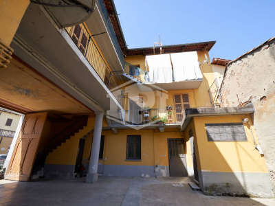 Bilocale in Via Vittorio Veneto, Riva presso Chieri (TO)