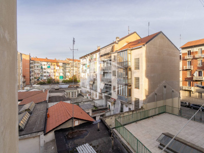 Trilocale a reddito in Via Brandizzo (TO)