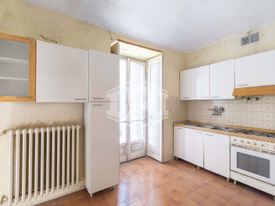 Pentalocale in Via Vittorio Amedeo II (TO)