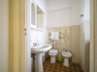 Pentalocale in Via Vittorio Amedeo II (TO)