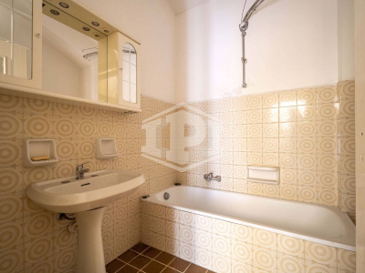 Pentalocale in Via Vittorio Amedeo II (TO)