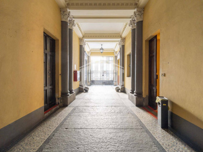 Pentalocale in Via Vittorio Amedeo II (TO)