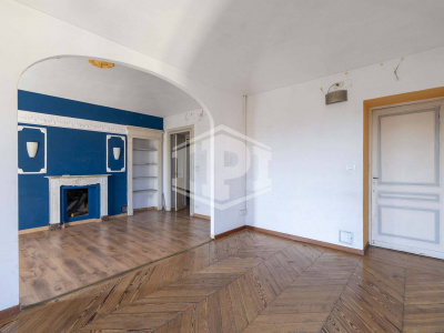 Pentalocale in Via Vittorio Amedeo II (TO)