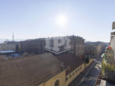 Pentalocale in Via Vittorio Amedeo II (TO)