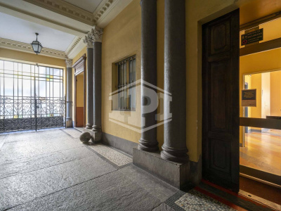 Pentalocale in Via Vittorio Amedeo II (TO)