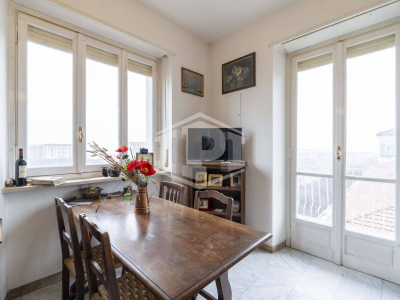 Bilocale in Corso Giulio Cesare (TO)