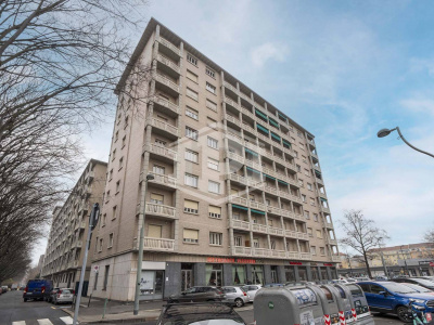 Bilocale in Corso Giulio Cesare (TO)