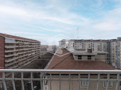 Bilocale in Corso Giulio Cesare (TO)