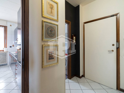 Pentalocale in Corso Appio Claudio (TO)