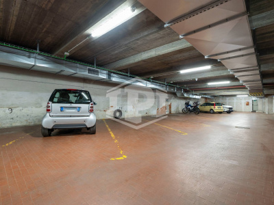 Pentalocale in Corso Appio Claudio (TO)