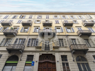 Pentalocale in Via Prati (TO)