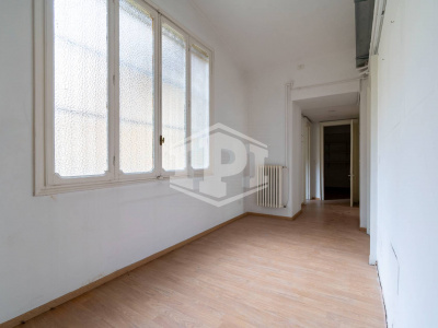 Pentalocale con terrazzo in Via Prati (TO)