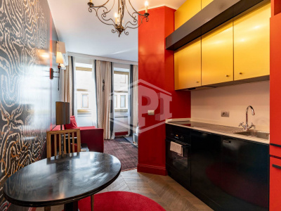 Sei appartamenti in Via San Francesco d'Assisi (TO)