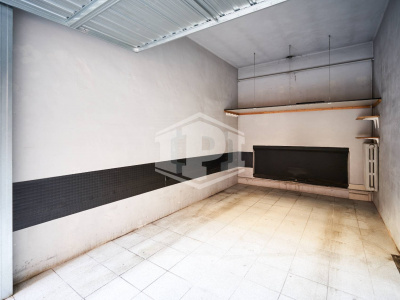 Box auto in Via San Secondo (TO)