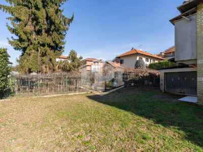 Casa indipendente con terreno in Corso Moncalieri (TO)