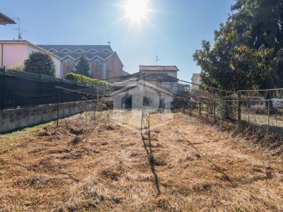 Casa indipendente con terreno in Corso Moncalieri (TO)