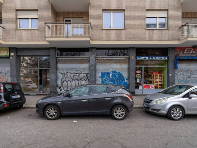 Negozi in Corso Corsica (TO)