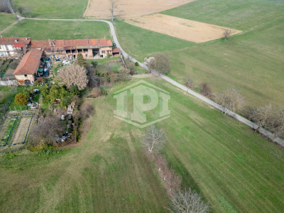 Cascinale con terreno in Strada della Moglia, Chieri (TO)