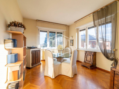 Porzione di bifamiliare con giardino in Via Bessaneisa, Rivoli (TO)