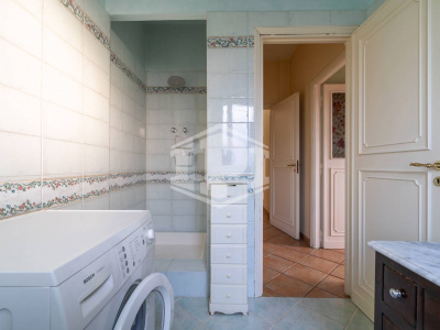 Porzione di bifamiliare con giardino in Via Bessaneisa, Rivoli (TO)