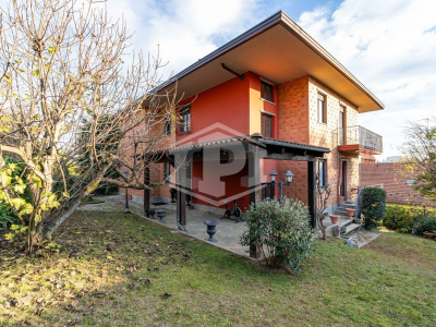 Appartamento con giardino in Via Bessaneisa, Rivoli (TO)