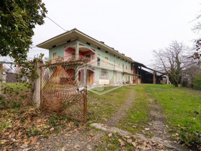Cascinale con terreno in Loc. Vastalla, Ciriè (TO)
