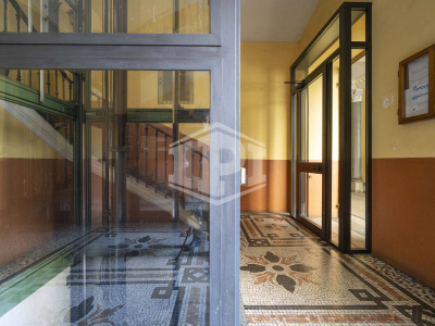 Pentalocale in Via Vittorio Amedeo II (TO)