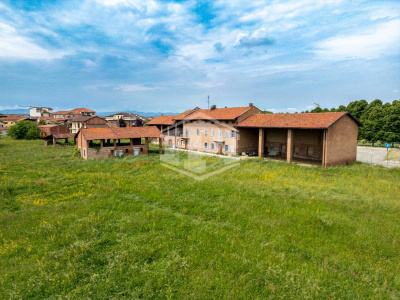 Rustico con terreno in Via San Giovanni, Riva presso Chieri (TO)