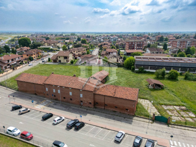 Rustico con terreno in Via San Giovanni, Riva presso Chieri (TO)