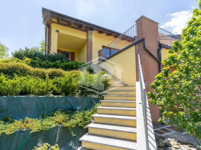 Villa in Strada Tetti None, Baldissero Torinese (TO)