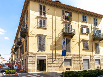 Negozio in Via Maria Ausiliatrice (TO)