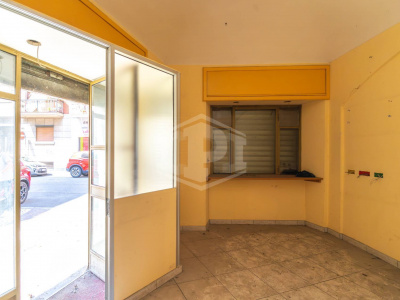 Negozio in Via Maria Ausiliatrice (TO)