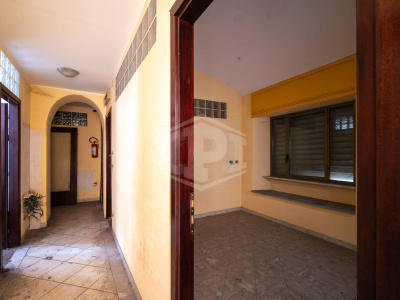 Negozio in Via Maria Ausiliatrice (TO)