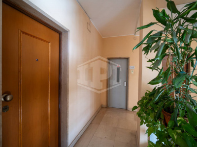 Trilocale con terrazzo in Via Dante, Ciriè (TO)