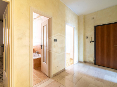 Trilocale in Via Volturno, Cascine Vica - Rivoli (TO)