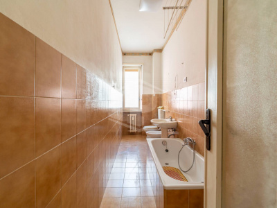 Trilocale in Via Volturno, Cascine Vica - Rivoli (TO)