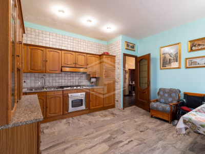 Quadrilocale con terrazzo in Via Ventimiglia (TO)