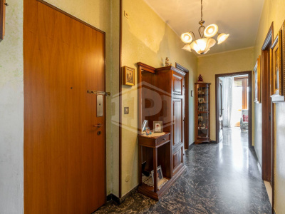 Quadrilocale con terrazzo in Via Ventimiglia (TO)