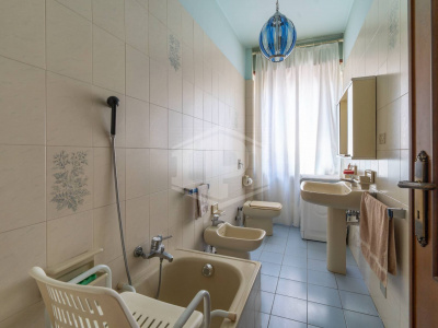 Quadrilocale con terrazzo in Via Ventimiglia (TO)